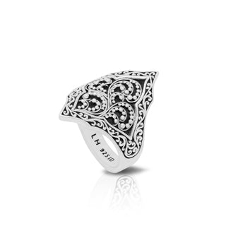 LH Granulated Scroll Alhambra with Intricate Scroll Border Ring