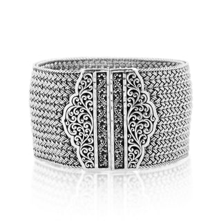 Large Intricate Textile Weave Bracelet (40mm) with Alhambra LH Scroll & Granulated Butterfly Closure