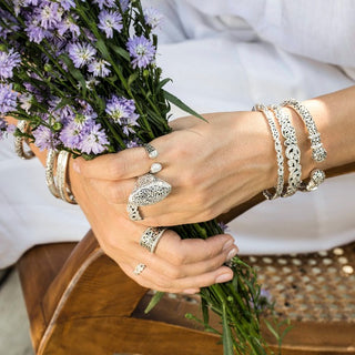 18K Marquise Scroll and Diamond (0.50 CT) Frame with Classic Signature Lois Hill Scroll Ring (16mm*31mm)